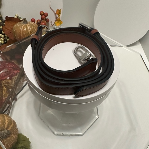 Unbranded Leather Strap - Beige w/Gold hardware OR Brown w/Silver hardware 47” - Picture 6 of 8